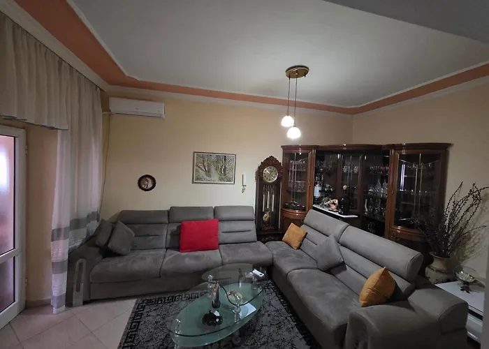 公寓 House 75 地拉那